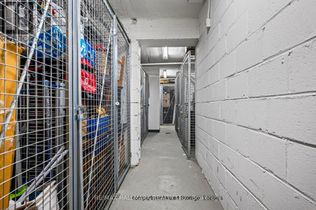 602 2603 Bathurst Street