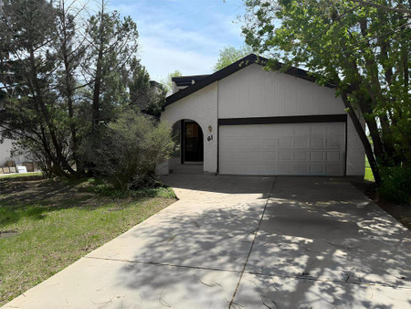 61 Galbraith Crescent