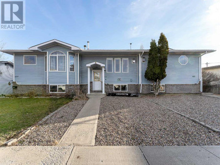 Other - 611 2 Street Se, Redcliff, AB T0J2P0 Photo 1