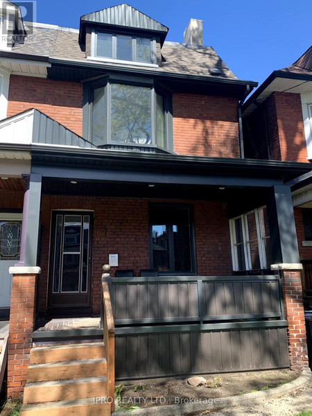 62 Parkway Ave, Toronto, ON M6R1T5 Photo 1