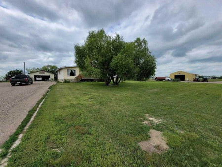 63064 Hwy 846, Stirling, AB T0K2E0 Photo 1