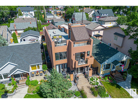 6520 111 Av Nw