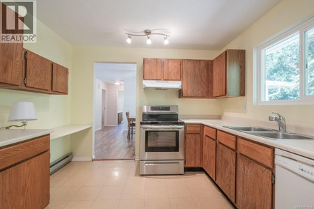 655 Dogwood Rd