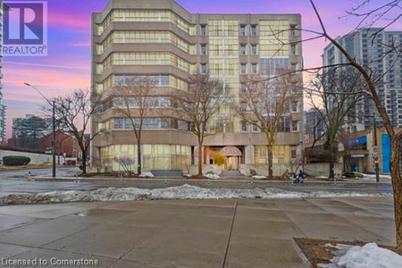 Laundry room - 66 Bay Street S Unit 105, Hamilton, ON L8P4Z6 Photo 1