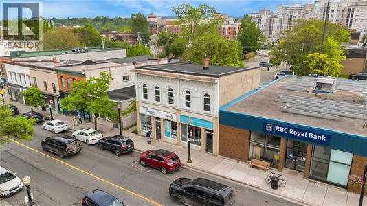 66 King Street W