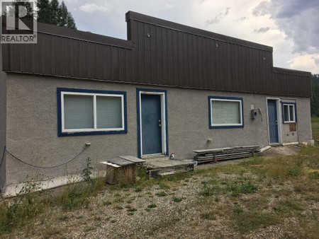 6904 Highway 6