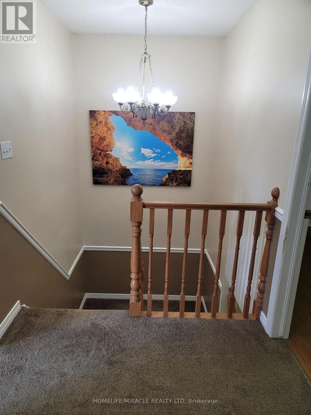 696 Penny Lane