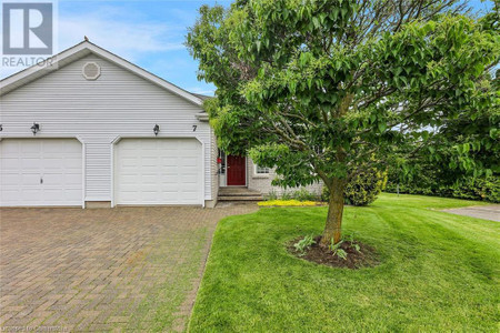 7 Village Drive