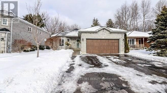 70 Ruffet Dr, Barrie, ON L4N0A8 Photo 1
