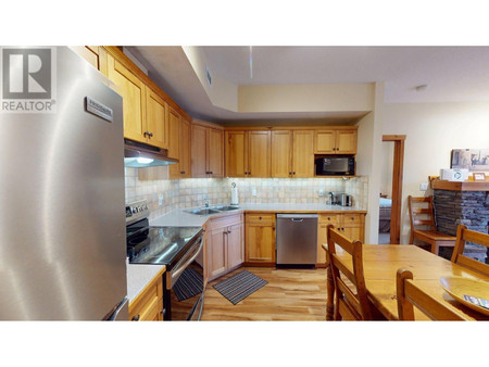 701 14 A Crescent Unit 213 I
