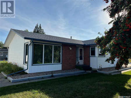 702 Portage Avenue