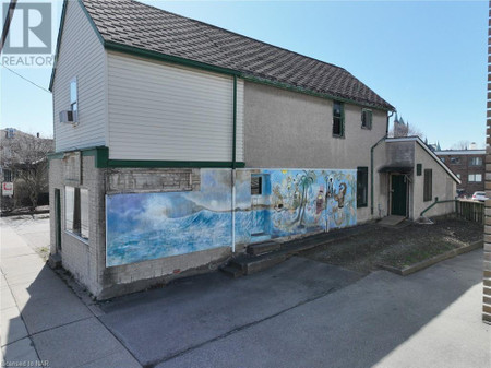 71 Queen Street, St Catharines, ON L2R5G9 Photo 1