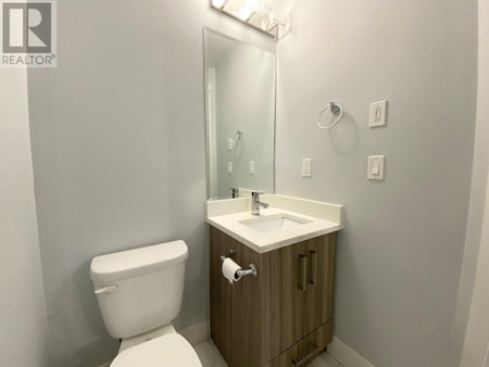 3pc Ensuite bath - 722 Coopland Crescent Unit 2, Kelowna, BC V1Y2V1 Photo 1