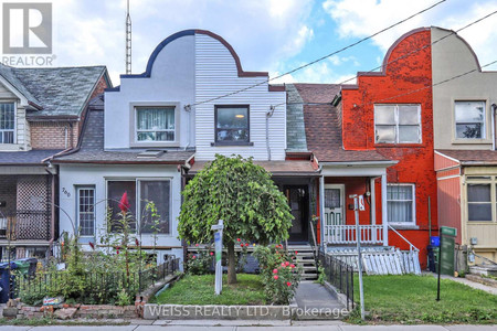 758 Richmond Street W