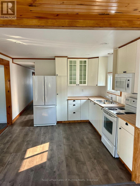 8 1701 Highway 11