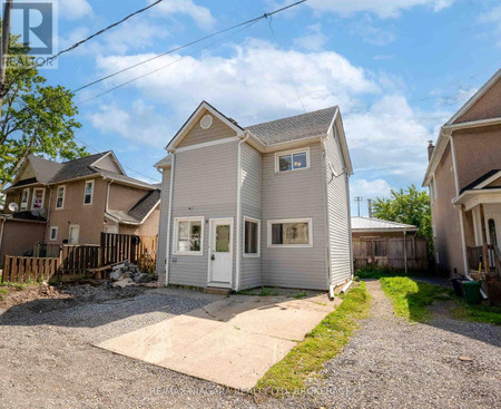 Bonus Room - 8 Garner Avenue, Welland, ON L3B2X6 Photo 1