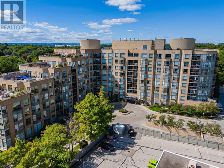 805 2511 Lakeshore Road W