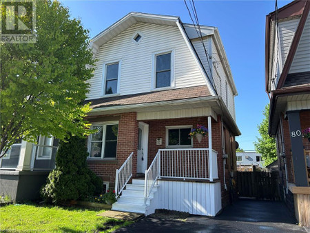 4pc Bathroom - 82 Alpine Avenue, Hamilton, ON L9A1A6 Photo 1