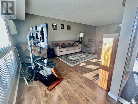 Living room - 82 Gore Place, Regina, SK S4T7S4 Photo 1