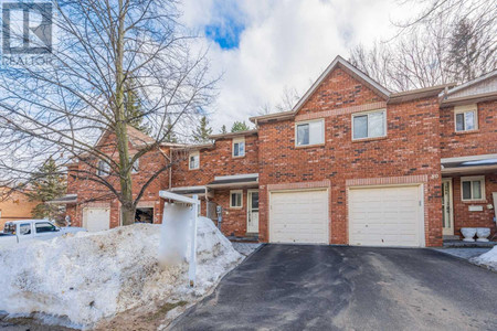 4 Bedroom Townhouse For Sale | 82 Loggers Run | Barrie | L4N6W8