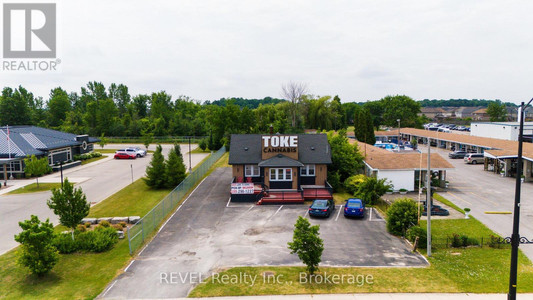 8568 Lundys Lane