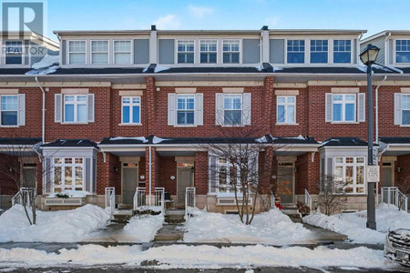 2 Bedroom Townhouse For Sale | 9 Compass Way | Port Credit
