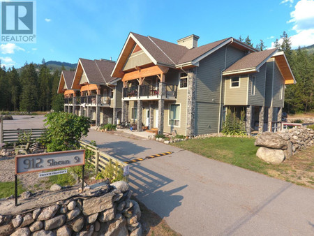 912 Slocan Street Unit 9