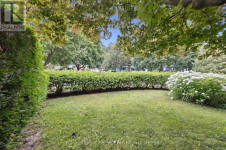 93 Maple 1294 Concession 8 Road W