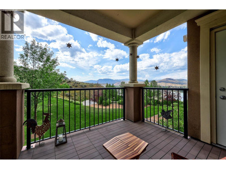 975 Victoria W Street Unit 208