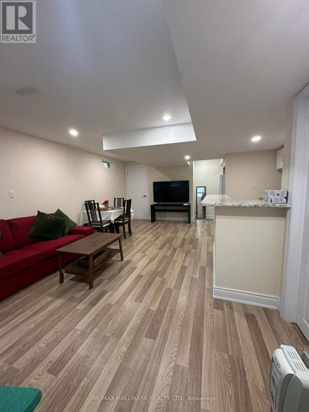 Basement 1392 Sycamore Gardens