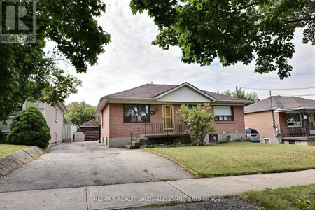 Kitchen - Bsmt 17 Grovedale Ave, Toronto, ON M6L1Y5 Photo 1