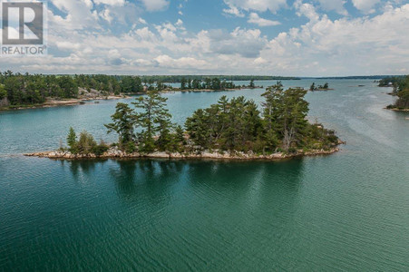 Island 32 Tarbutt And Tarbutt Additional Township, Desbarats, ON P0R1E0 Photo 1