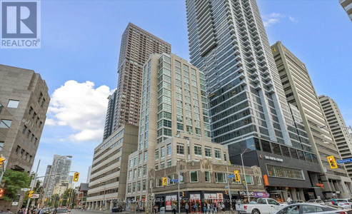 Foyer - Ph 3 409 Bloor Street E, Toronto, ON M4W3T2 Photo 1