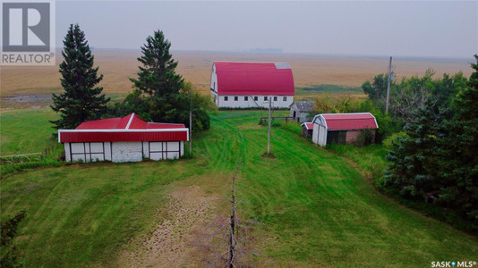 Red Barn 22, Mcleod Rm No 185, SK S0A2B0 Photo 1