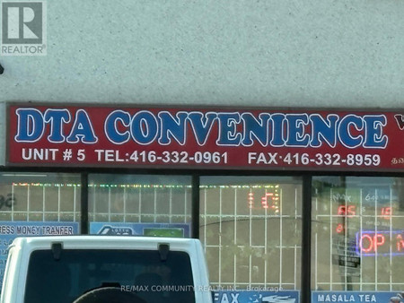 Unit 5 5633 Finch Avenue E