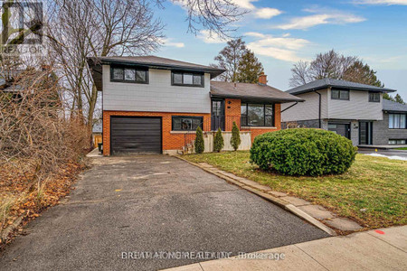 Upper 178 Columbia Drive