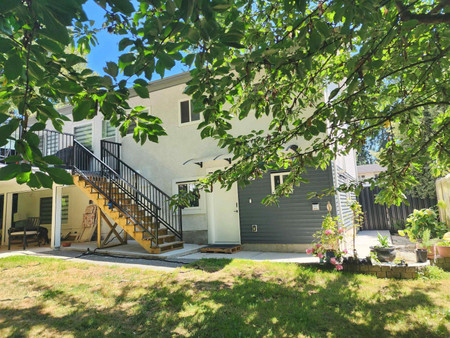 Upper Level 7319 York Crescent